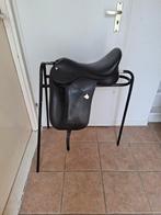 Bates pony dressuur zadel 16 inch, Dieren en Toebehoren, Dressuur, Ophalen of Verzenden, Zo goed als nieuw