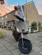 Te koop BTC Riva snorscooter leger groen,2018,4takt, Fietsen en Brommers, Snorfietsen en Snorscooters, Zo goed als nieuw, Benzine