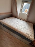 Bed frame, matras, topper en molton (allemaal ikea), Ophalen, Gebruikt, Wit, Tweepersoons