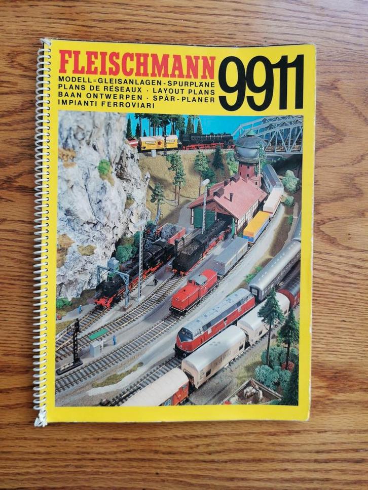 Fleischmann 9911 - Modelspoorbaan Planboek, Hobby en Vrije tijd, Modeltreinen | H0, Zo goed als nieuw, Boek, Tijdschrift of Catalogus