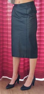 Te koop: rok van leer, kleur zwart maat 38 / M, Zwart, Zo goed als nieuw, Onder de knie, Ophalen