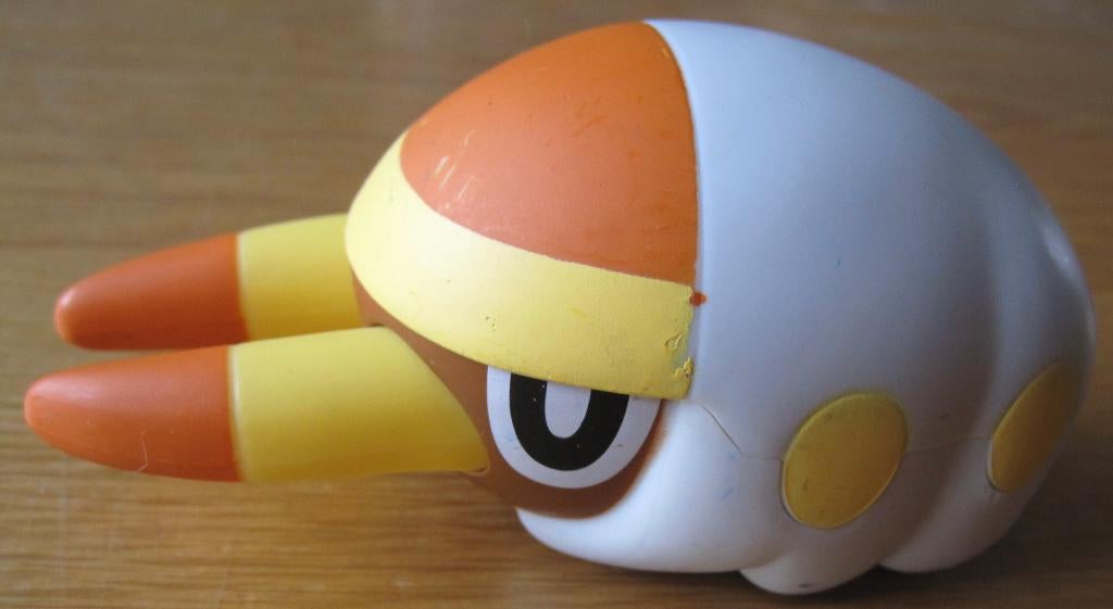 Grubbin Pokémon uit McDonald's Happy Meal - 2017, Ophalen of Verzenden, Gebruikt