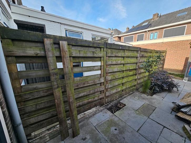 GEZOCHT (oude) schuttingen / -planken, Tuin en Terras, Schuttingen, Gebruikt, Hout, 1 tot 2 meter, 6 meter of meer, Ophalen