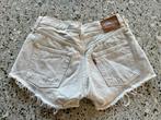 Levi’s original 501 shorts maat 27, Wit, Ophalen of Verzenden, Zo goed als nieuw, W27 (confectie 34) of kleiner