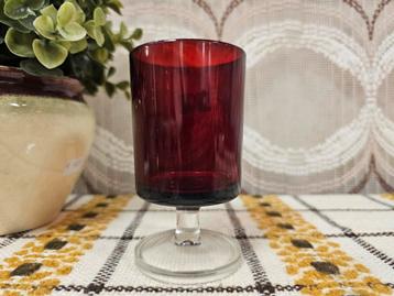 Vintage Luminarc France rood borrelglas beschikbaar voor biedingen