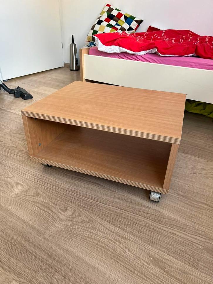Tv meubel, op wielen, Huis en Inrichting, Kasten | Televisiemeubels, Gebruikt, Minder dan 100 cm, 50 tot 100 cm, 25 tot 50 cm