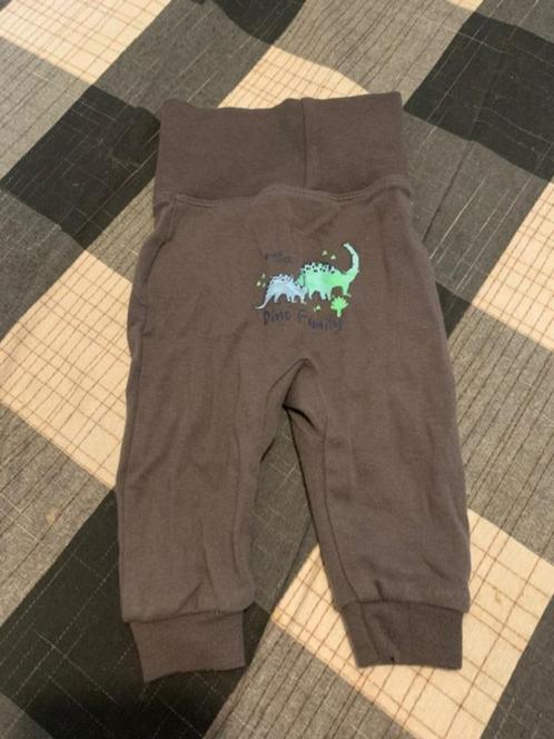 Khaki harembroekje van Lupilu. Maat 50, Kinderen en Baby's, Babykleding | Maat 50, Zo goed als nieuw, Jongetje, Broekje, Ophalen of Verzenden