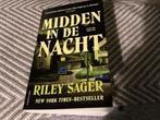Midden in de Nacht - Riley Sager, Ophalen of Verzenden, Zo goed als nieuw, Riley Sager, Amerika