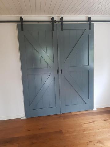 2x Massief houten loftdeuren / schuifdeuren beschikbaar voor biedingen
