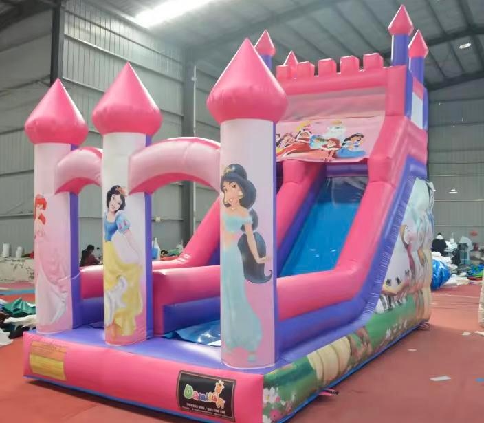 Disney Prinsessen Glijbaan Springkussen te huur, Kinderen en Baby's, Speelgoed | Buiten | Springkussens, Nieuw, Ophalen