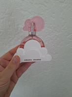 Ariana Grande, Sieraden, Tassen en Uiterlijk, Uiterlijk | Parfum, Ophalen of Verzenden, Zo goed als nieuw