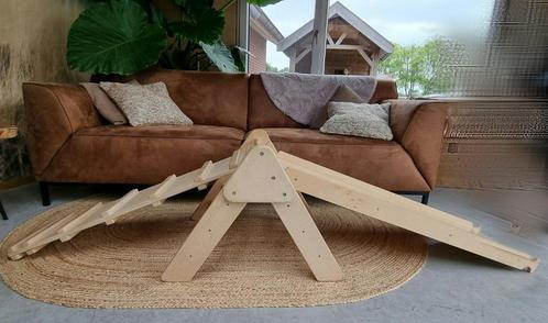 Pikler driehoek met glijbaan, speeltoestel, Kinderen en Baby's, Speelgoed | Houten speelgoed, Zo goed als nieuw, Overige typen
