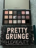 HUDA Beauty Pretty Grunge Eyeshadow palette-Nieuw! Origineel, Nieuw, Ophalen of Verzenden, Make-up, Overige kleuren