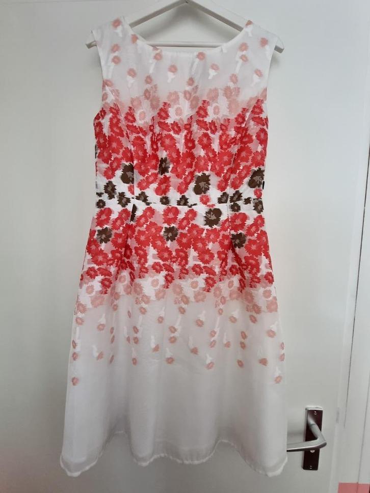 Nieuw! Prachtige jurk Vera Mont maat 40, Kleding | Dames, Gelegenheidskleding, Nieuw, Cocktailjurk, Maat 38/40 (M), Rood, Ophalen of Verzenden