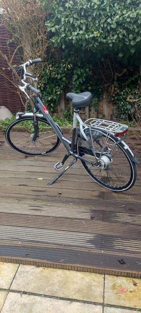 Supermooie Gazelle Eclipse 28 inch frame 57 cm, Fietsen en Brommers, Fietsen | Dames | Damesfietsen, Ophalen, Versnellingen, 56 cm of meer