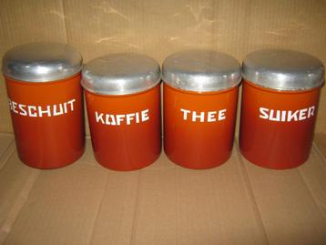 2x oranjegevlamd emaille beschuit koffie thee suikerbussen beschikbaar voor biedingen