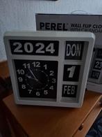 Perel senioren (dementie) klok met kalender, Huis en Inrichting, Ophalen of Verzenden, Gebruikt, Wekker of Tafelklok
