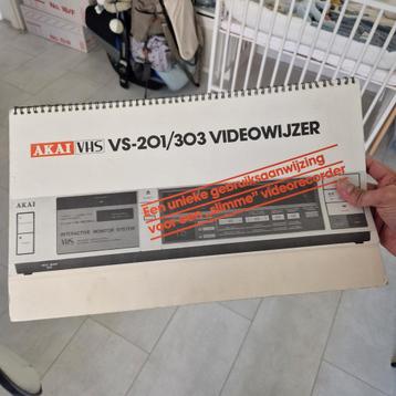 AKAI VHS VS-201 / VS-303 originele handleiding videorecorder beschikbaar voor biedingen