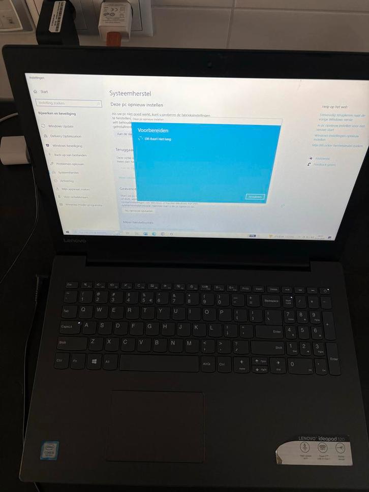 Lenovo Laptop - Overbodig door zakelijke laptop, Computers en Software, Windows Laptops, Gebruikt, 15 inch, SSD, Onbekend, 8 GB