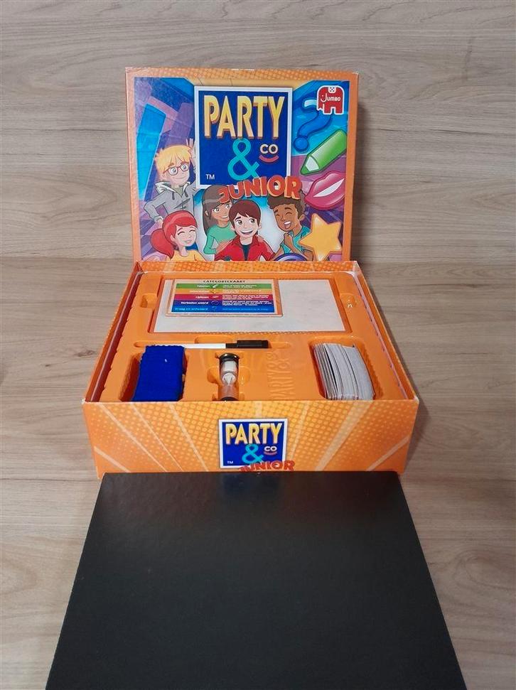 Party en co Junior - s3537, Hobby en Vrije tijd, Gezelschapsspellen | Bordspellen, Zo goed als nieuw, Ophalen of Verzenden