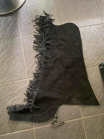 Show chaps maat L beschikbaar voor biedingen