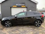 Volvo V40 2.0 D3 R-Design *Pano*Led*Clima*PDC*Cruise*, Auto's, Volvo, Voorwielaandrijving, 28 km/l, Gebruikt, 4 cilinders
