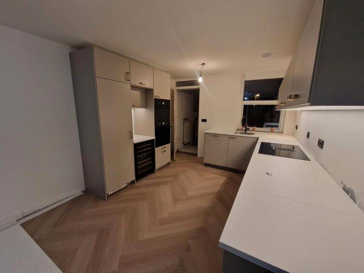 Ikea Jårstorp aanrechtblad wit incl. Ikea Fyndig spoelbak, Huis en Inrichting, Keuken | Keukenelementen, Zo goed als nieuw, 50 tot 75 cm