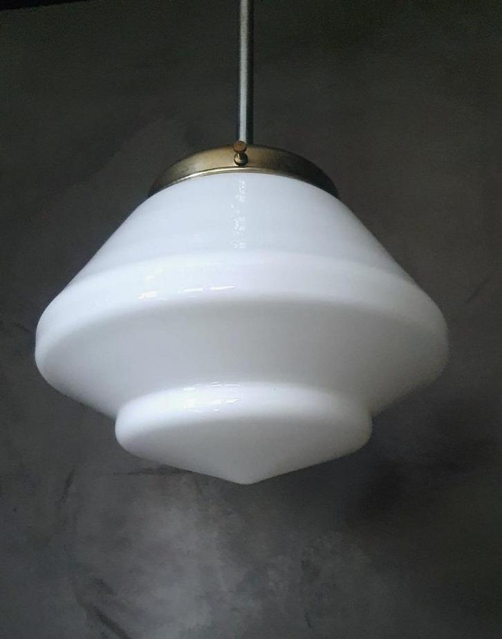 Vintage Art deco Glazen conische Hanglamp / schoollamp, Huis en Inrichting, Lampen | Hanglampen, Gebruikt, Minder dan 50 cm, Glas