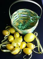 Paasmandje met 11 gele eieren paastak paas versiering, Nieuw, Ophalen of Verzenden