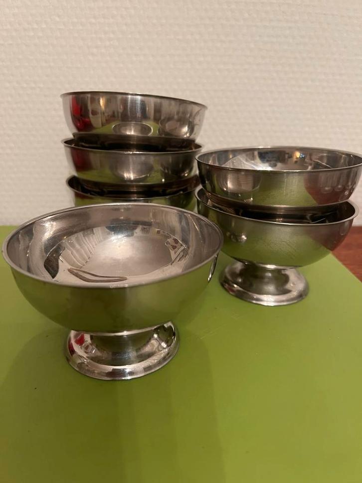 6 RVS Dessertschalen - Ideaal voor Toetjes!, Huis en Inrichting, Keuken | Servies, Nieuw, Schaal of Schalen, Effen, Overige materialen