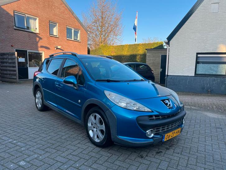 Peugeot 207 1.6 16V SW Outdoor, trekhaak, panoramadak, airco, Auto's, Peugeot, Particulier, ABS, Airconditioning, Bluetooth, Boordcomputer