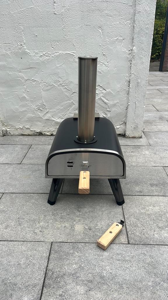 Pizza oven Livin (op pallethout), Tuin en Terras, Pizzaovens, Zo goed als nieuw, Ophalen