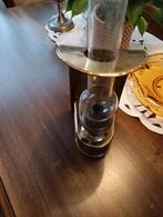 Geel koperen petroleum lamp., Huis en Inrichting, Woonaccessoires | Etagères, Ophalen of Verzenden, Zo goed als nieuw