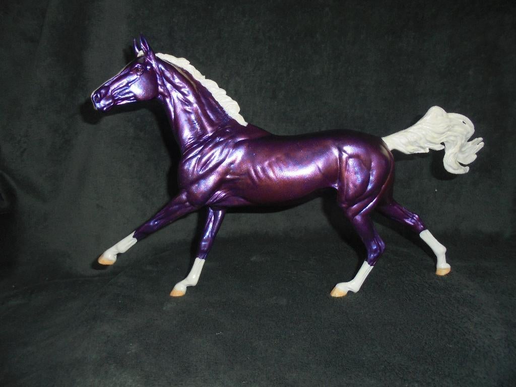 breyer Traditioneel CM  Akhal- Teke, Verzenden, Nieuw, Paard, Beeldje of Figuurtje