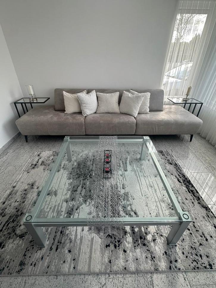 Design bankstel Haco – lichtgrijs 325 cm + bijzettafel set, Huis en Inrichting, Banken | Bankstellen, Zo goed als nieuw, Vierpersoons of meer