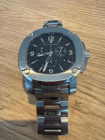 Burberry the britain chronograaf beschikbaar voor biedingen
