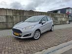 Ford Fiësta 1.0 74KW/100PK 5D 2015 Zilver Grijs, Auto's, Voorwielaandrijving, 565 kg, Zwart, 100 pk