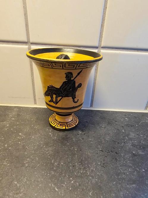 Pythagoras cup (rechtvaardigheid beker) handgemaakt De Beker, Huis en Inrichting, Woonaccessoires | Paraplubakken, Zo goed als nieuw