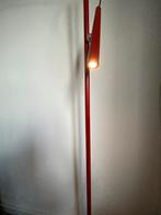 Foscarini Magneto mooi vloerlamp warm rood goede staat, Huis en Inrichting, Lampen | Vloerlampen, Ophalen, Zo goed als nieuw, 150 tot 200 cm
