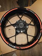 Velg achter KTM Duke 790 2018, Ophalen