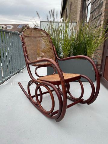 Vintage Ligna Thonet Schommelstoel beschikbaar voor biedingen