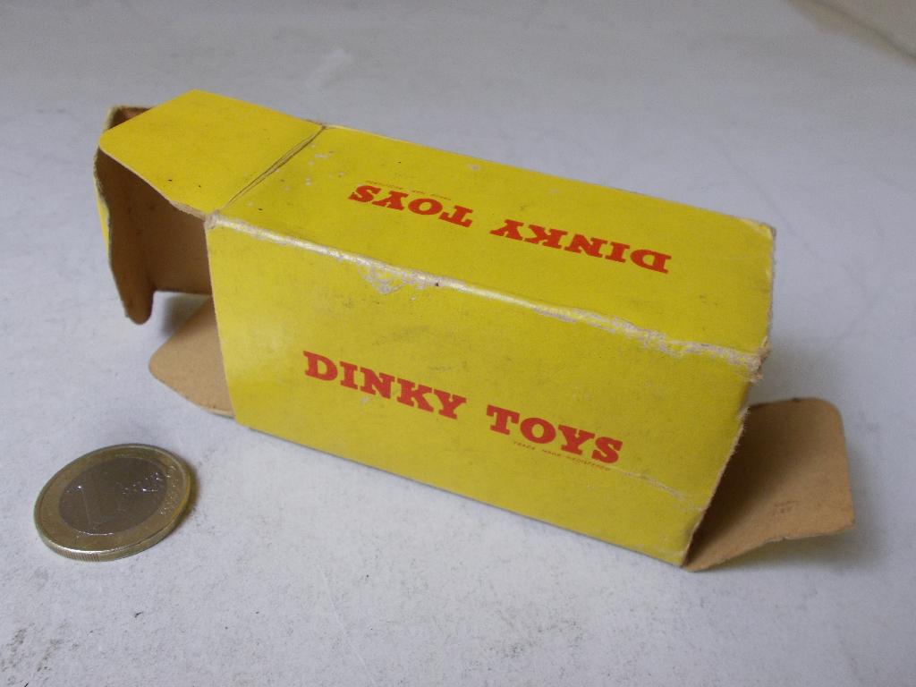 1954 Dinky Toys 641 ARMY 1 TON CARGO TRUCK + Doosje! (-T-), Ophalen of Verzenden, Zo goed als nieuw, Bus of Vrachtwagen, Dinky Toys