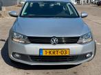 Volkswagen Jetta 1.6 TDI 77KW 2013 Grijs, Auto's, Voorwielaandrijving, 1295 kg, 4 cilinders, Origineel Nederlands