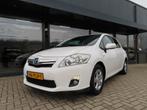 Toyota AURIS 1.8 Full Hybride Aspiration Ecc Cruise Trekhaak, Euro 5, Gebruikt, 4 cilinders, Wit