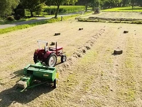 Kleine baaltjes Hooi/stro persen doornspijk elburg oldebroek, Dieren en Toebehoren, Stalling en Weidegang