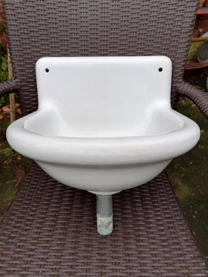 Antieke drinkfontein Sphinx, let op: water spuit omhoog, Antiek en Kunst, Curiosa en Brocante, Ophalen