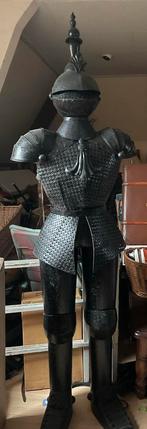 Decoratieve Ridder Harnas, Ophalen