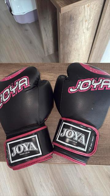 Joya bokshandschoenen roze 14 OZ beschikbaar voor biedingen