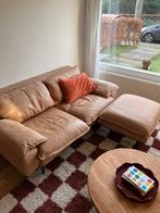 HK Living retro bank + hocker leer tweezits, Huis en Inrichting, Ophalen, 150 tot 200 cm, Tweepersoons, Zo goed als nieuw