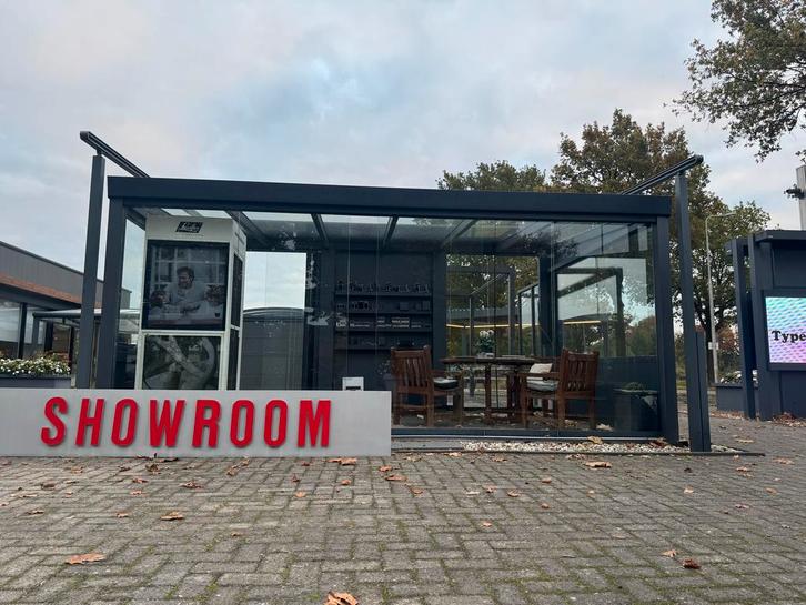 Showroom Veranda met Glaswand evt met afbreken en monteren!, Tuin en Terras, Overkappingen, Gebruikt, Veranda, Ophalen